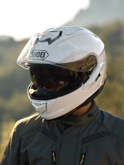 Zestaw: kask integralny Shoei GT-Air 3 biały połysk + dedykowany interkom motocyklowy Sena SRL 3